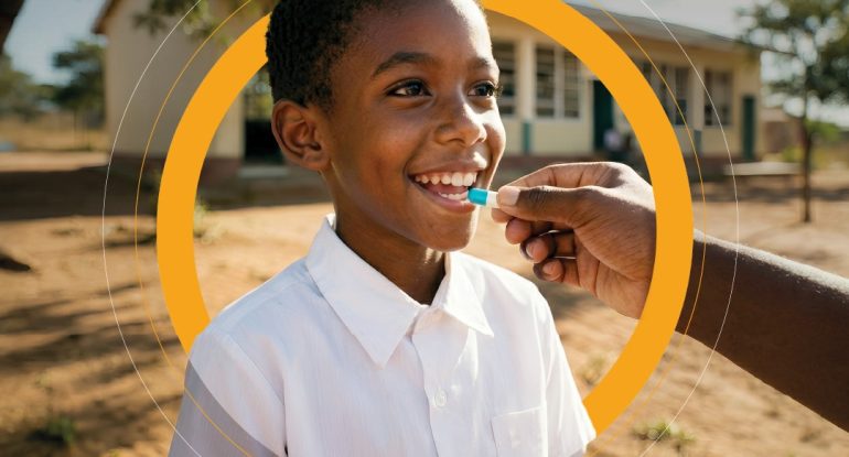 cerimónia pública de apresentação dos resultados da 1.ª e 2.ª Ronda da Campanha de Desparasitação nas Escolas.